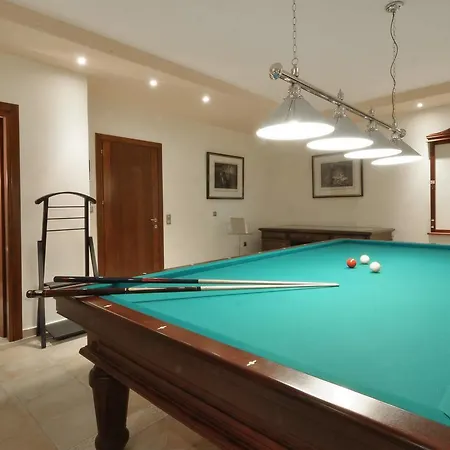 Iris * Μπαρμπάτι