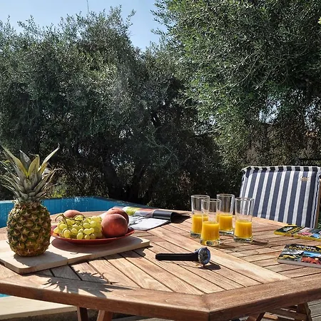 Villa Iris